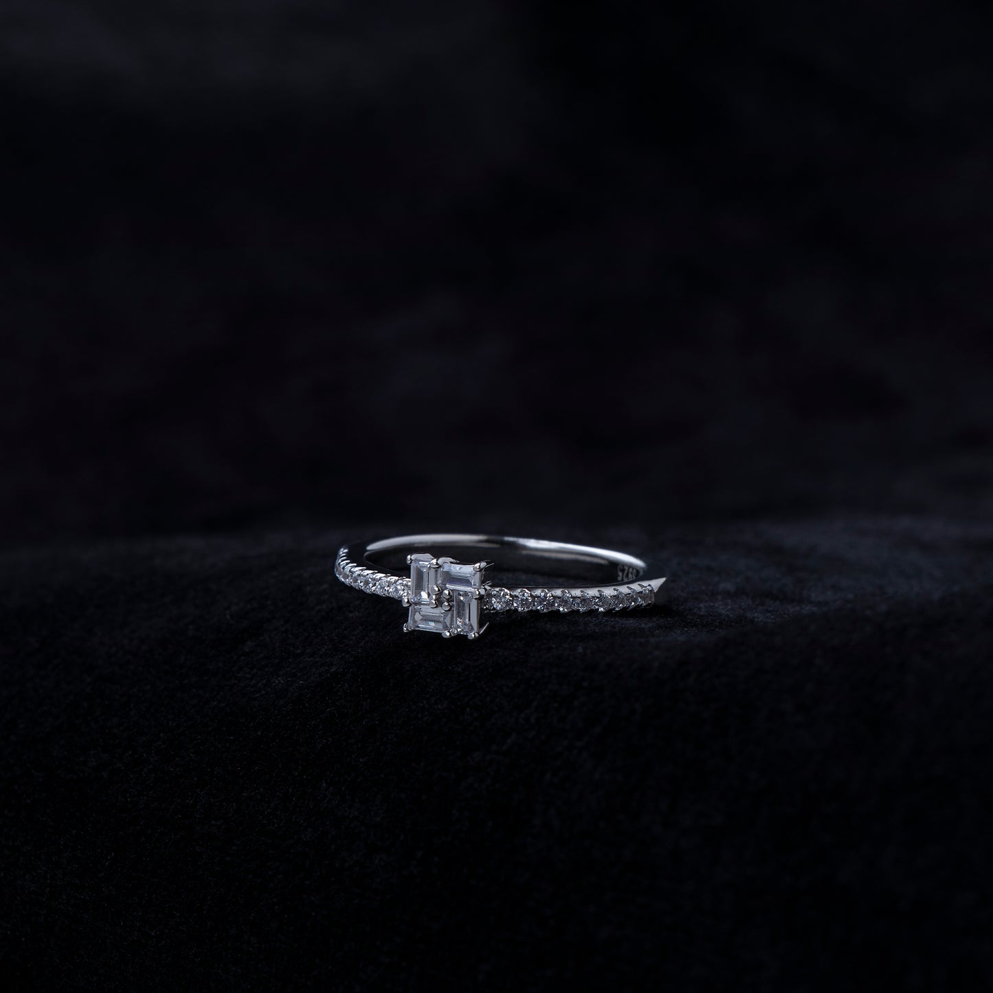 Prism Quad Ring
